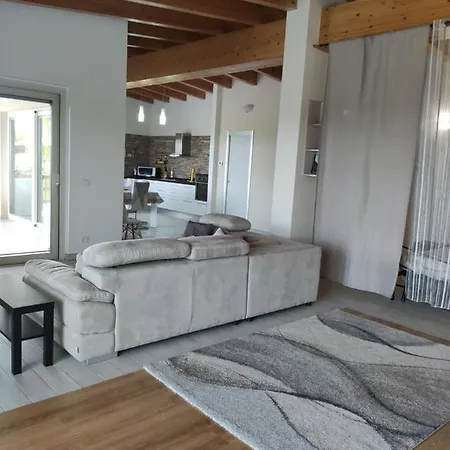 Country House Prima Casa شقة *